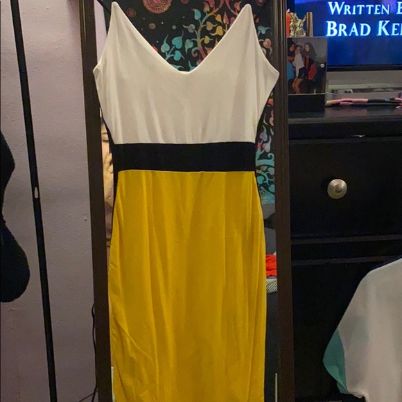 Dress - Picture 1 of 2